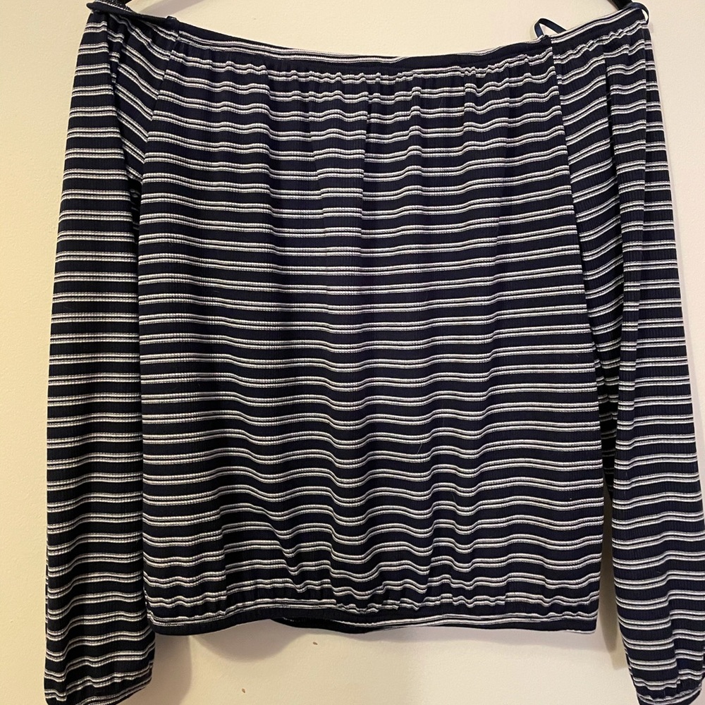 Stripped off the shoulder top